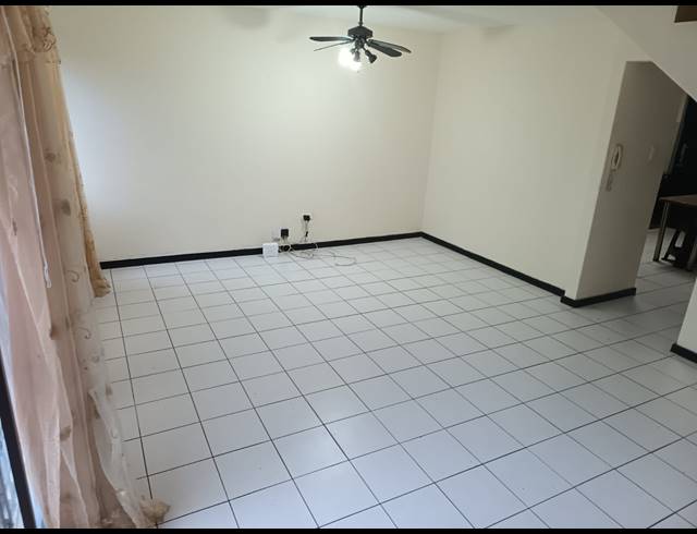 3 BEDROOM DUPLEX RENTED IN WESTRIDGE